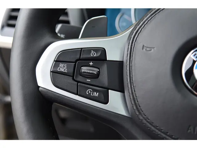 BMW X3 xDrive20i High Executive 2018 Benzine 14
