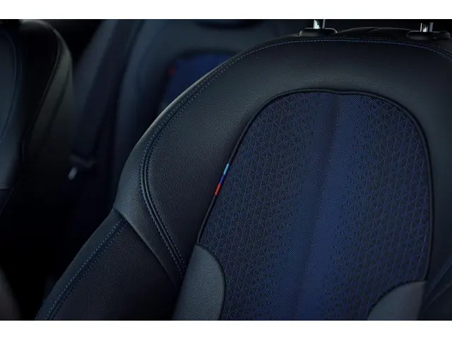 BMW 1 Serie 118i High Executive 2021 Benzine 29