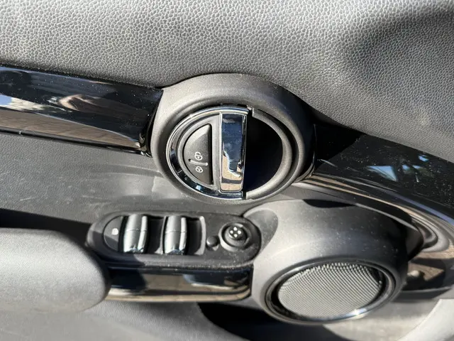 MINI Cooper Mini 1.5 PEPPER 2015 Benzine 13