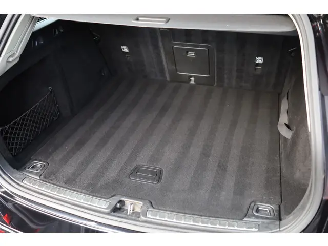 Volvo V60 2.0 T5 Momentum | 2018 Benzine 24