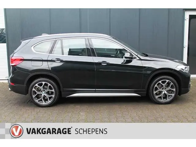 BMW X1 sDrive20i VDL Nedcar Edition 2020 2020 Benzine 5