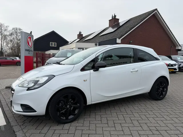 Opel Corsa 1.4 Black Edition RIJKLAARPRIJS! 2019 Benzine 8