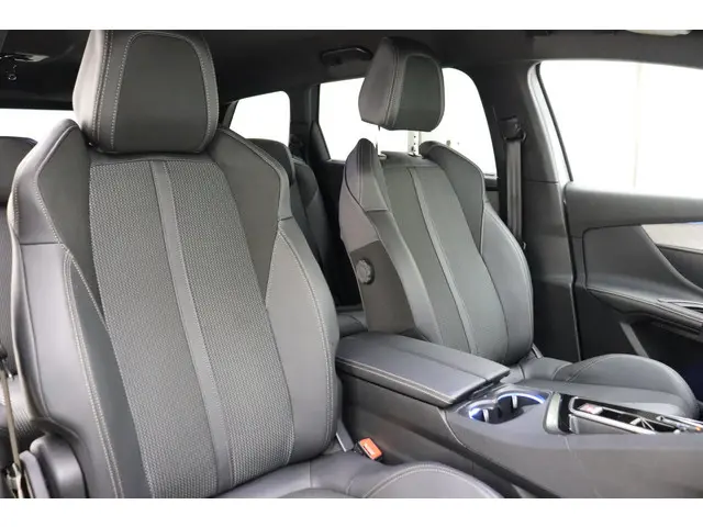 Peugeot 5008 1.2 Hybrid GT 2024 Benzine 7