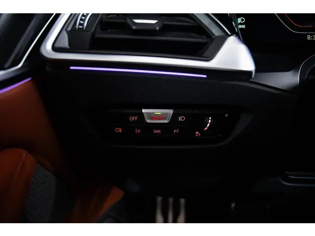 BMW 4 Serie Cabrio M440i High Executive 2023 Benzine 54