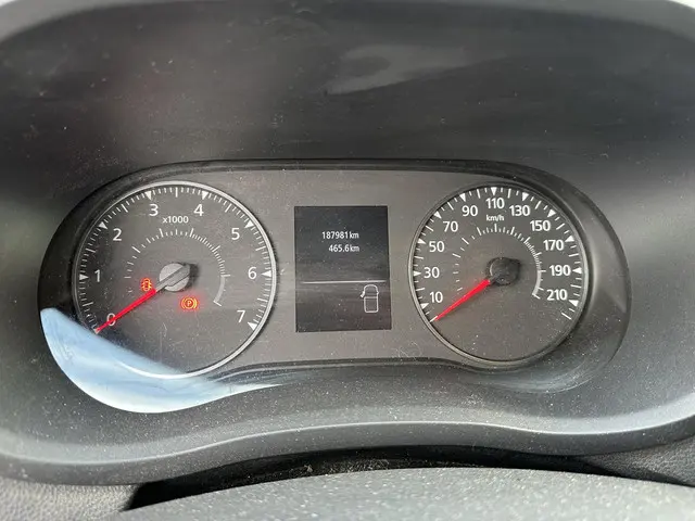 Renault Master T35 2.3 dCi 135 L1H1 2020 Diesel 14