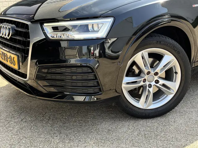 Audi Q3 2.0 TFSI quattro Sport Pro Line S 2015 Benzine 34