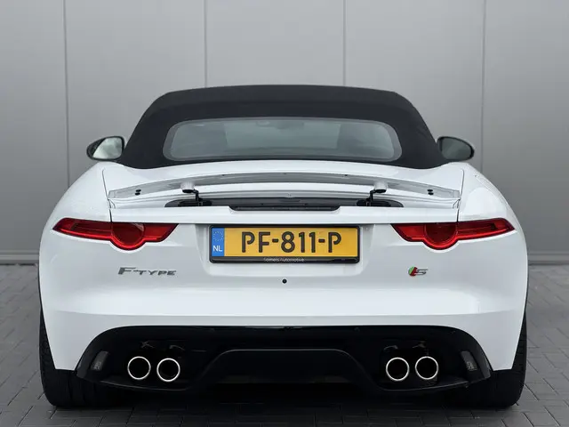 Jaguar F-Type 5.0 V8 S Convertible 2014 Benzine 12