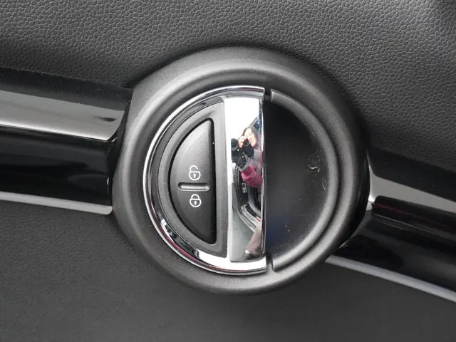 MINI Cooper Cabrio 3-deurs 2022 Benzine 19