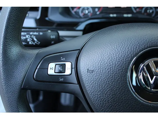 Volkswagen Polo 1.0 TSI Comfortline 2018 Benzine 16