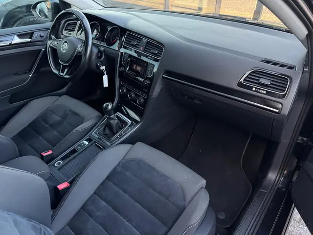 Volkswagen Golf 1.4 TSI Highline 2013 Benzine 18