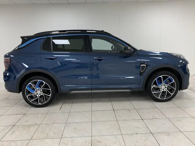 Lynk & Co 01 1.5 2024 Hybride Benzine 17