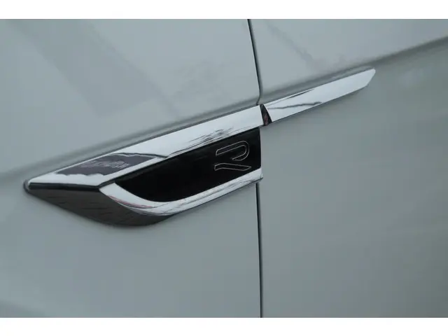 Volkswagen T-Roc 1.0 TSI R-Line 2023 Benzine 19