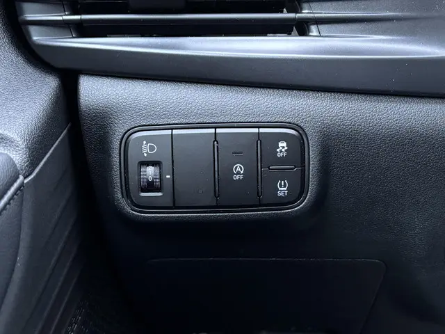 Hyundai i20 1.0 T-GDI Comfort Smart 2023 Benzine 23