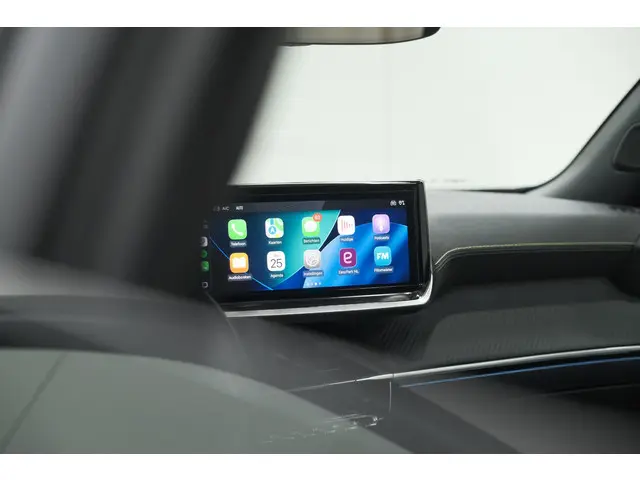 Peugeot e-2008 EV GT 50 kWh 2025 Elektrisch 54
