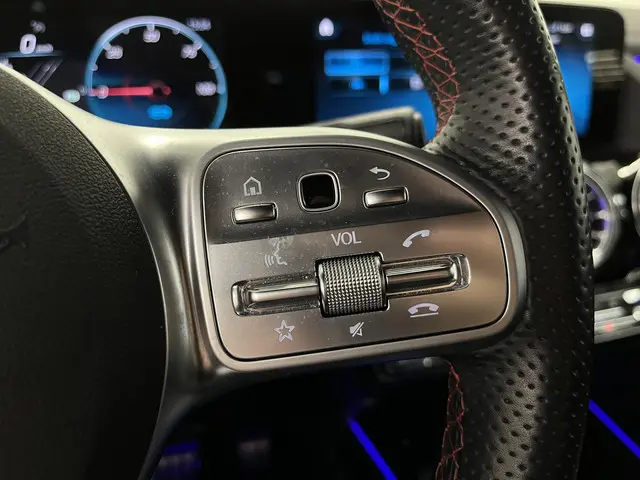 Mercedes-Benz EQA 250 AMG-Line 67 kWh 2021 Elektrisch 25