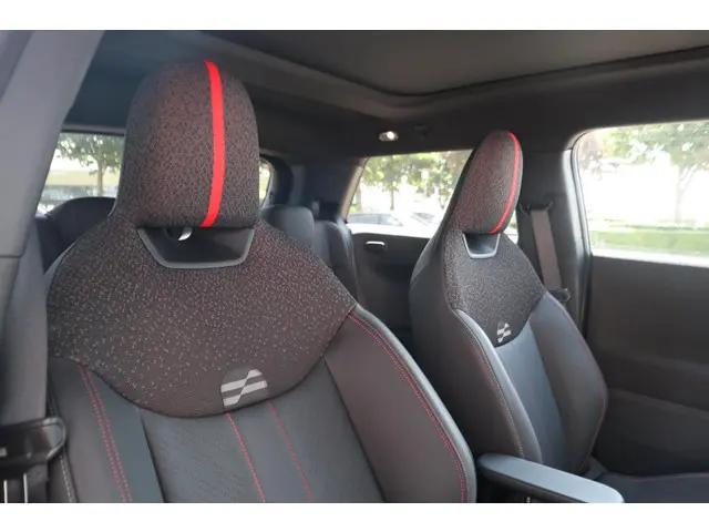 MINI 3-Deurs Cooper E 2024 Elektrisch 9