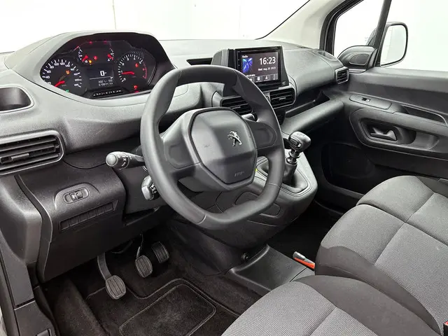 Peugeot Partner 1.5 BlueHDi 100 S&S L2 2023 Diesel 14