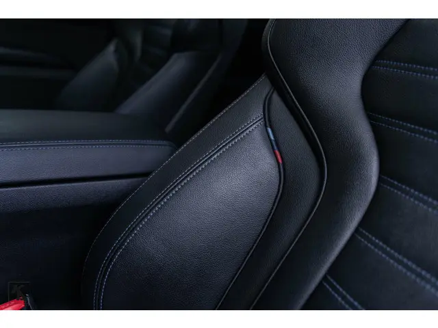 BMW 4 Serie Coupé 420d High Executive 2022 Diesel 28