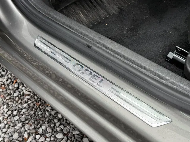 Opel Astra Sports Tourer 1.4 Innovation 2016 Benzine 42