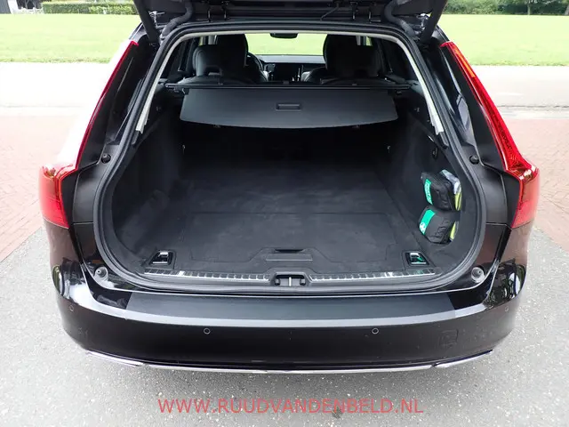 Volvo V90 T4 Inscription 2020 Benzine 32