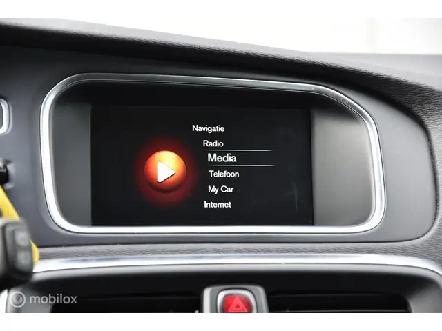 Volvo V40 1.5 T2 | Cruise | Stoelverw | Automaat | 2017 Benzine 19