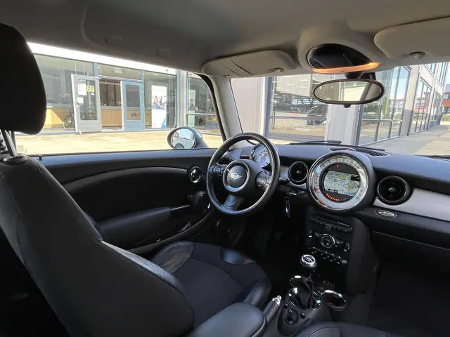 MINI One 1.6 Chili 2014 Benzine 45