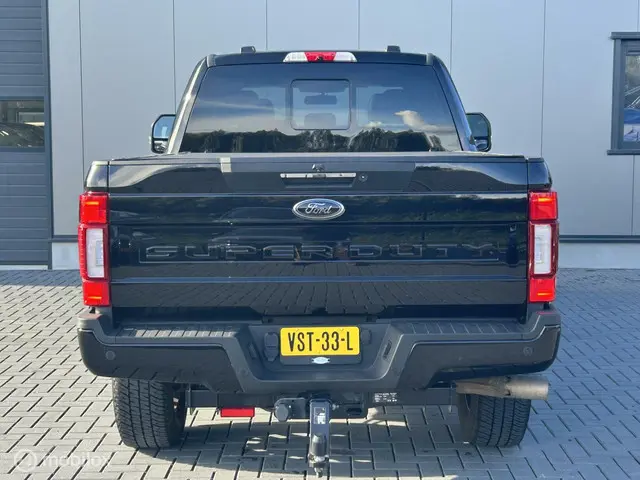 Ford F-250 USA 6.7 V8 Powerstroke 2022 Diesel 42