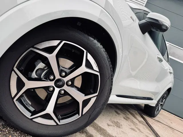 Ford Puma 1.0 EcoBoost Hybrid ST-Line 2024 Benzine 10