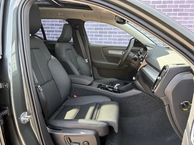 Volvo XC40 2.0 B4 Plus Dark 2025 Benzine 5