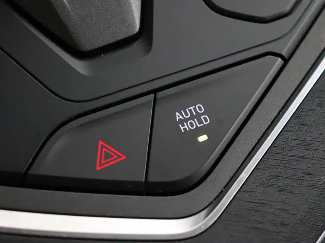 Lynk & Co 01 1.5 2023 Hybride Benzine 25