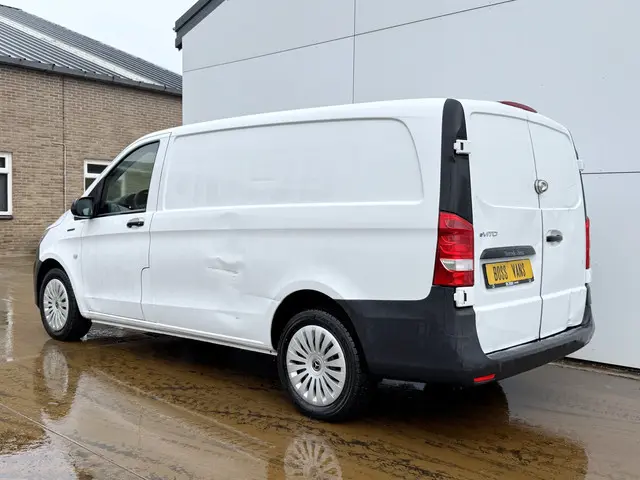 Mercedes-Benz eVito 112 66kWh 2022 Elektrisch 3