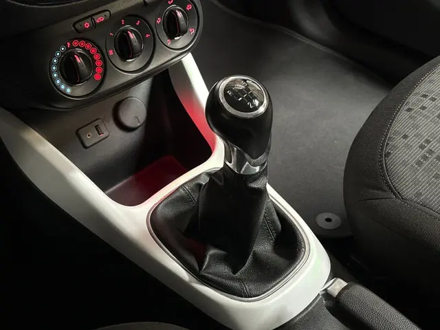 Opel ADAM 1.4 Sport 2013 Benzine 10