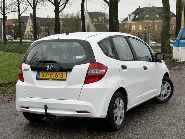 Honda Jazz 1.2 Cool /Trekhaak/Airco/ 2014 Benzine 3