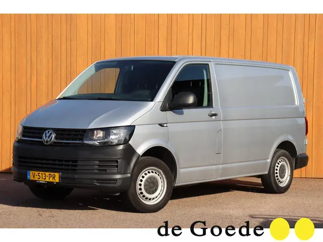 Volkswagen Transporter 2.0 TDI L1H1 Economy 2018 Diesel