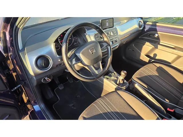 SEAT Mii 1.0 Sport Connect 2015 Benzine 9