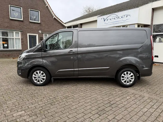 Ford Transit Custom 2.0 L1H1 Limited 2022 Diesel 5