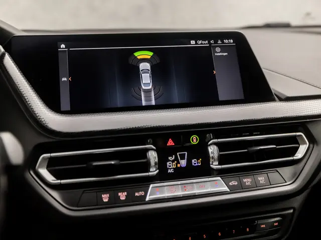 BMW 2 Serie Gran Coupé 218i Sport 2021 Benzine 25