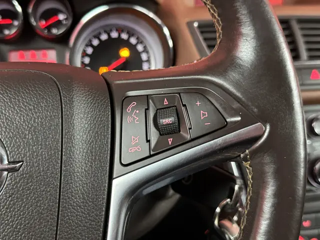 Opel Mokka 1.4 T Cosmo 2014 Benzine 30