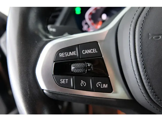 BMW 1 Serie 118i Executive Edition 2020 Benzine 14