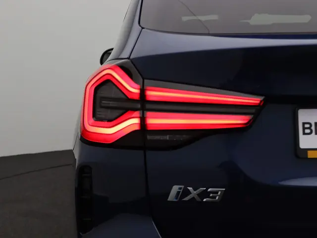 BMW iX3 Executive 80 kWh 2024 Elektrisch 9