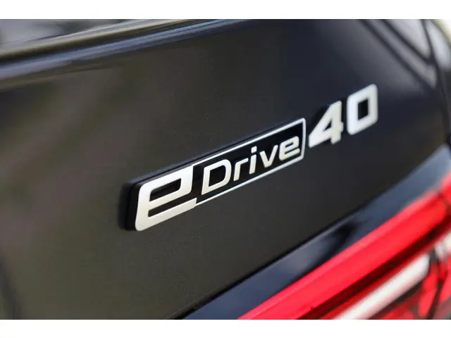 BMW i5 eDrive40 2025 Elektrisch 36