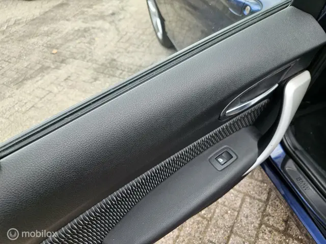 BMW 1 Serie 116i Business 2012 Benzine 11