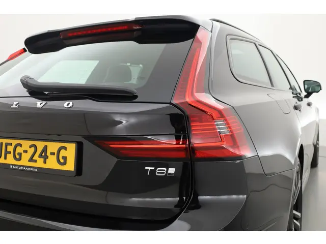 Volvo V90 T8 Recharge Ultra Dark 2024 Hybride Benzine 44