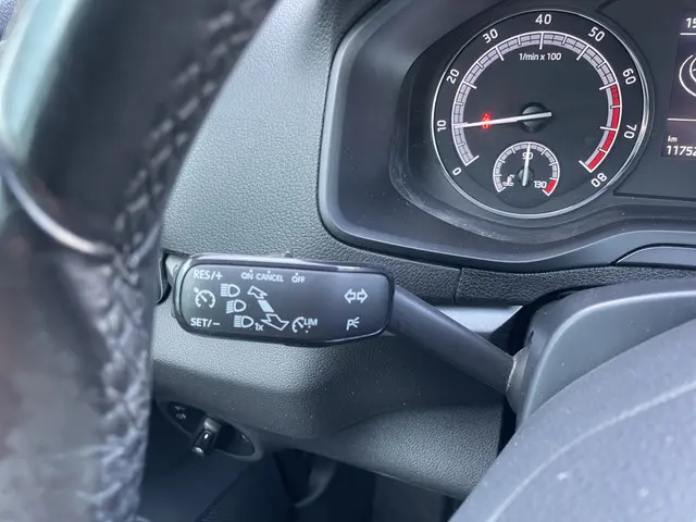 Škoda Karoq 1.0 TSI Clever Edition 2019 Benzine 16