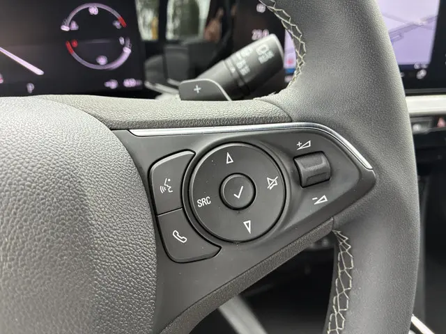 Opel Mokka 1.2 Turbo 130Pk Ultimate 2024 Benzine 32