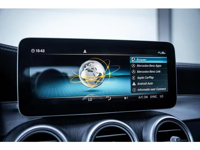 Mercedes-Benz C-Klasse Coupé 300 AMG 2019 Benzine 32