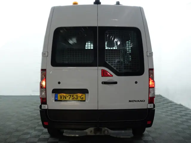Opel Movano 2.3 CDTI L2H3 Aut- 2015 Diesel 26