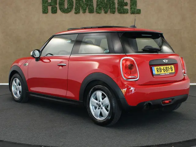 MINI One 1.2 Business 2017 Benzine 13
