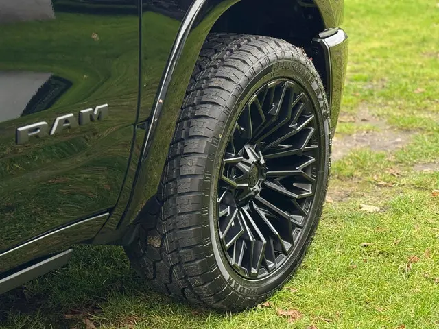 RAM 1500 3.0 TT SST H.O. LIMITED Night MY2025 2024 LPG/Gas 7