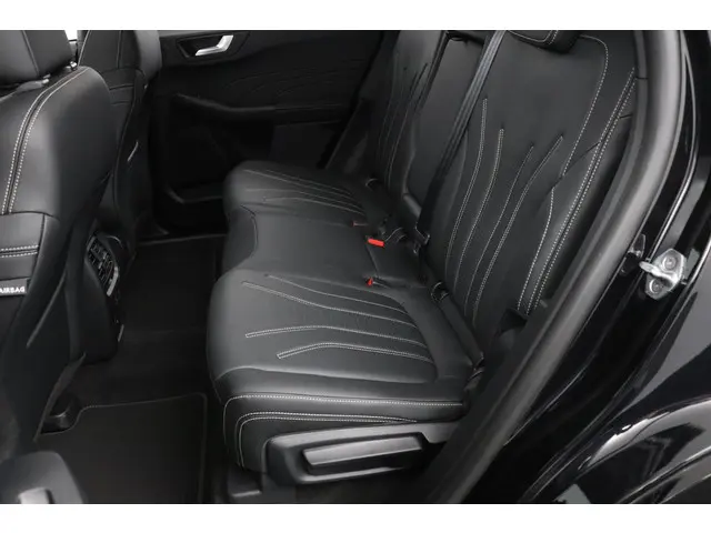 Ford Kuga 2.5 PHEV 225 Vignale 2023 Hybride Benzine 11